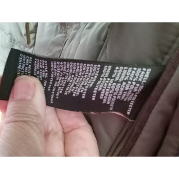 Jones New York full length winter coat. Size Med - Picture 10 of 10